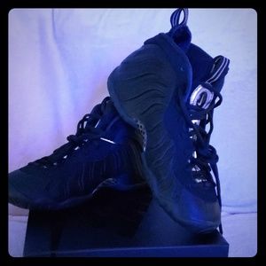 Nike Foamposite (BG)